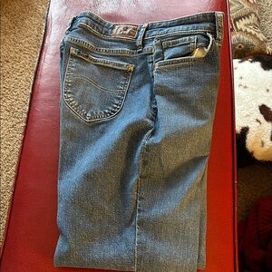 Lee Women's Straight Leg Jeans in Medium Blue